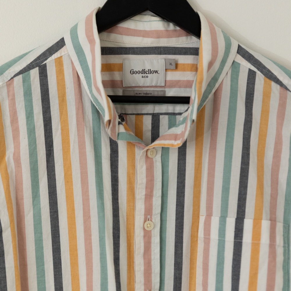 Goodfellow & Co Men's Short-Sleeve Multicolor Stripe Button-Up Shirt - Picture 2 of 4